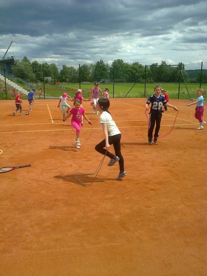 Tenis v Mníšeku dolni kurty